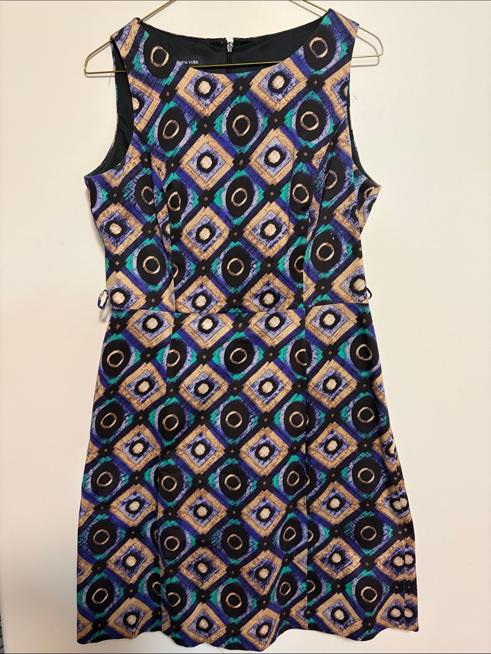 Jones New York Sleeveless Midi Dress in Blue, Black and Cream Geometric Print